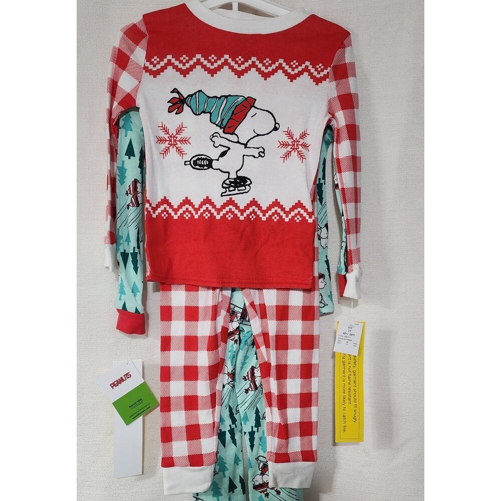 Snoopy 2 piece Christmas toddlers pajamas sets 3T
